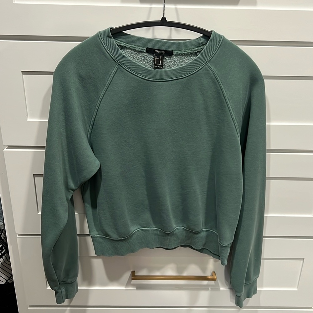 Women’s Cozy Sweatshirt